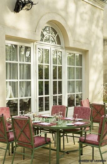 Chateau De Lignan Narbonne Restoran gambar